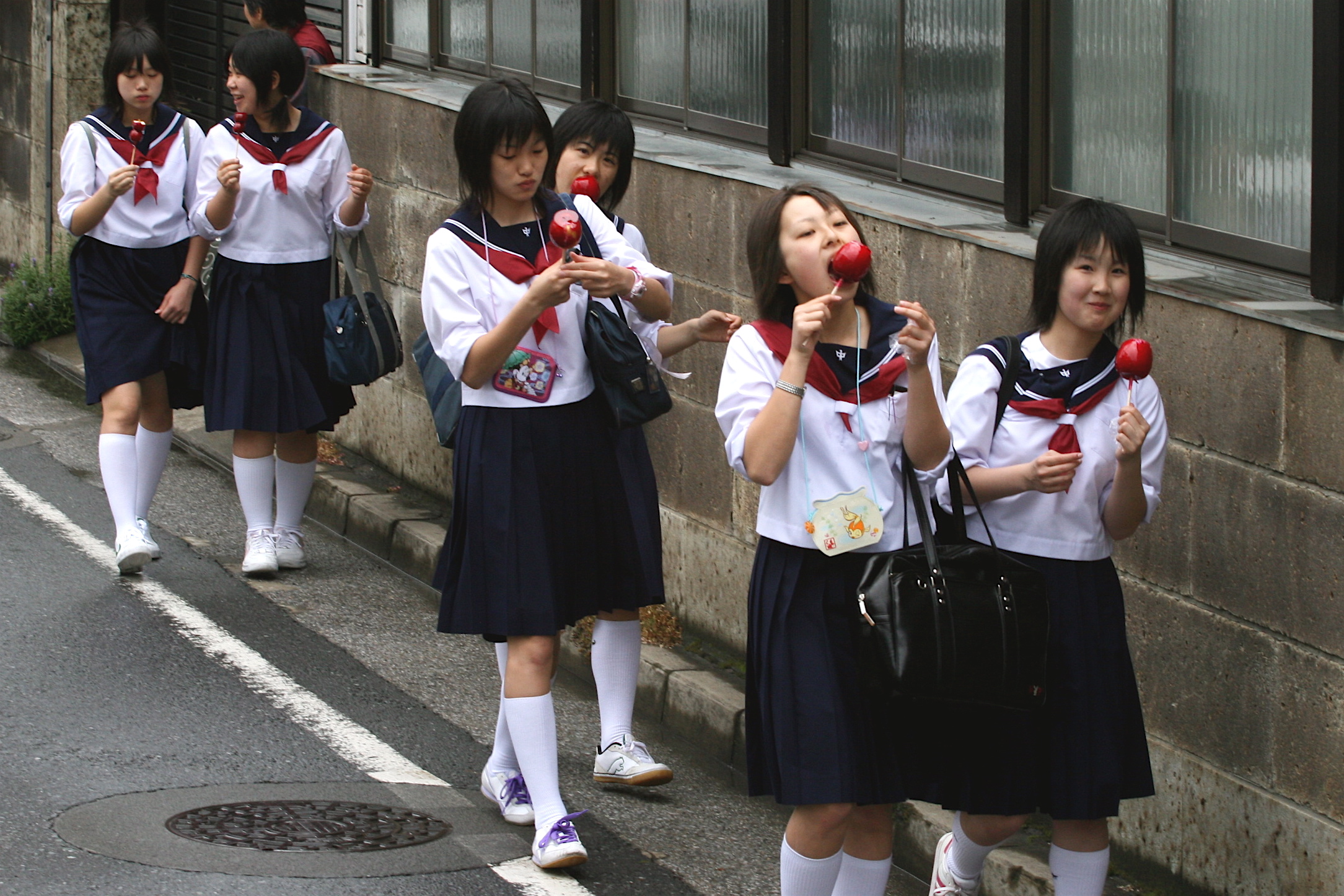 GALERIA: Descubre la evolución de las colegialas japonesas entre 2007 y  2017 | ETC