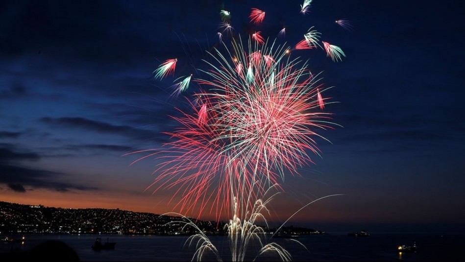 Vuelven el show de fuegos artificiales: Así será el espectáculo de Año Nuevo en Valparaíso