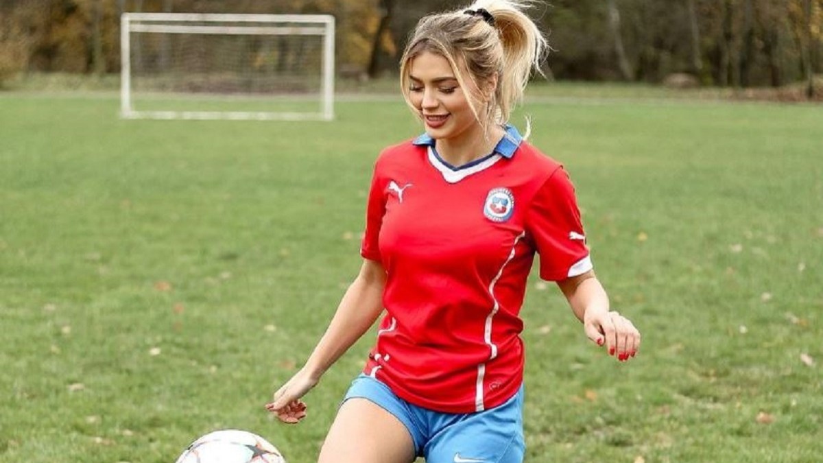 Who is Jullien Ramírez, the Chilean-Canadian soccer player who is looking to make her dream come true in our country?