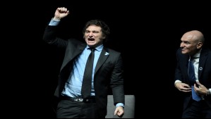 El show de Milei: Presidente argentino cantó durante presentación de su libro en Buenos Aires